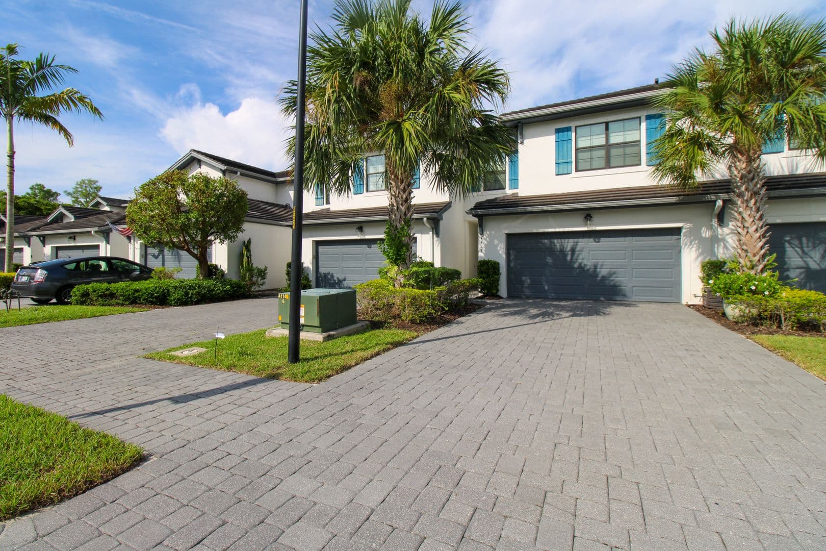 Naples House: 7421 Rockefeller Drive