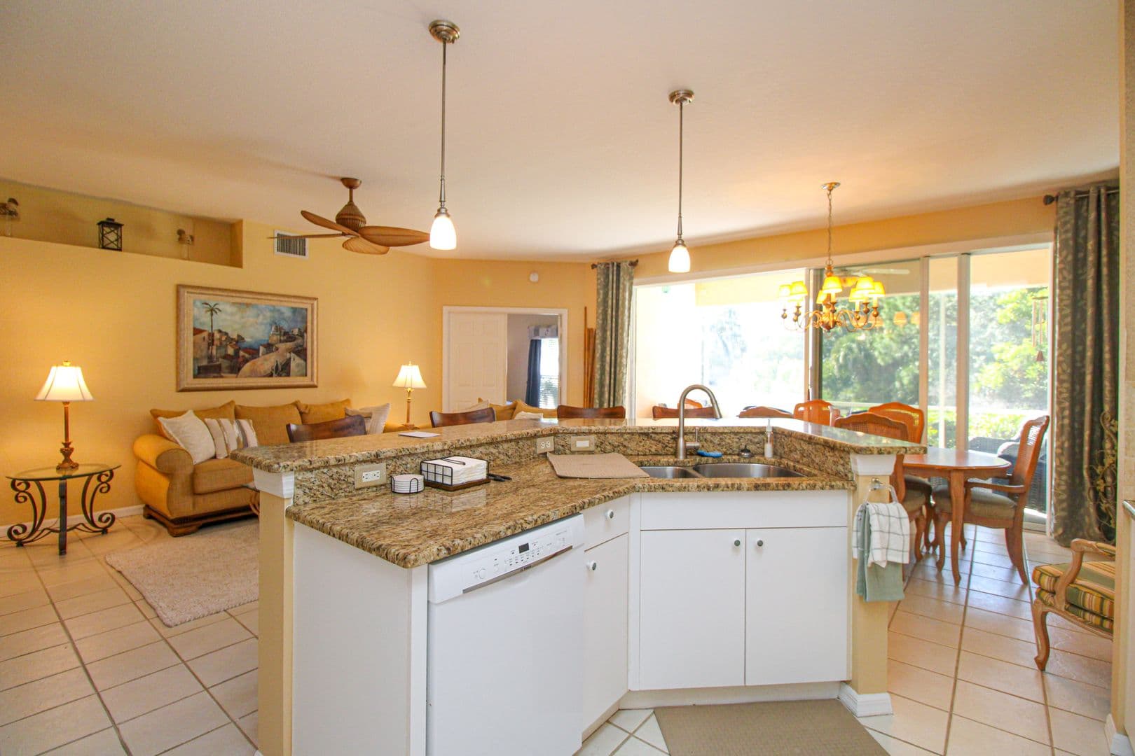 Naples House: 5330 Andover Drive Apartment 102
