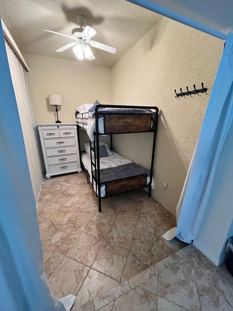 Naples House: 5330 Andover Drive Apartment 102