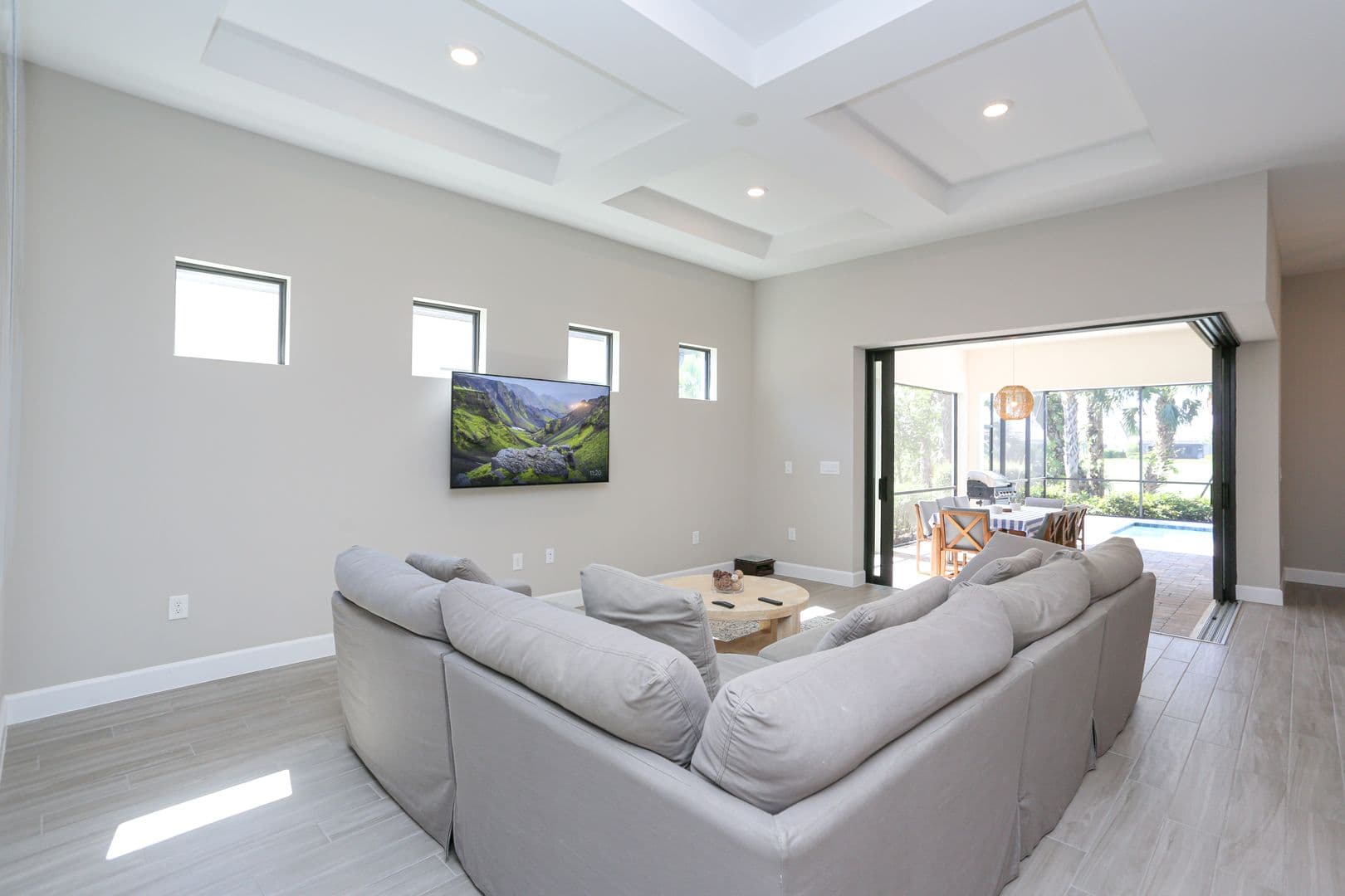 Naples House: 9716 Everglades Drive