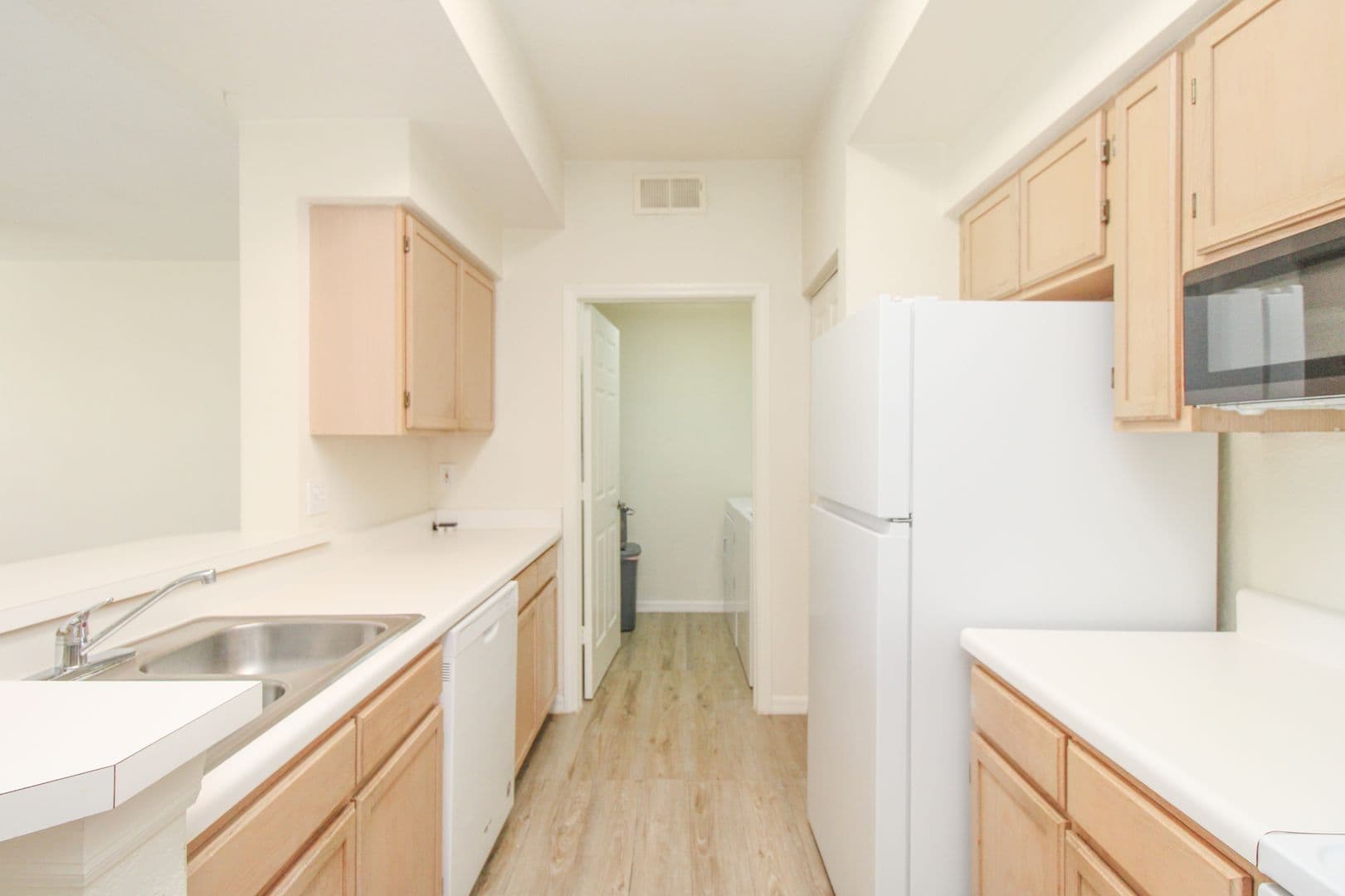 Naples Condo: 4630 St. Croix Lane #827