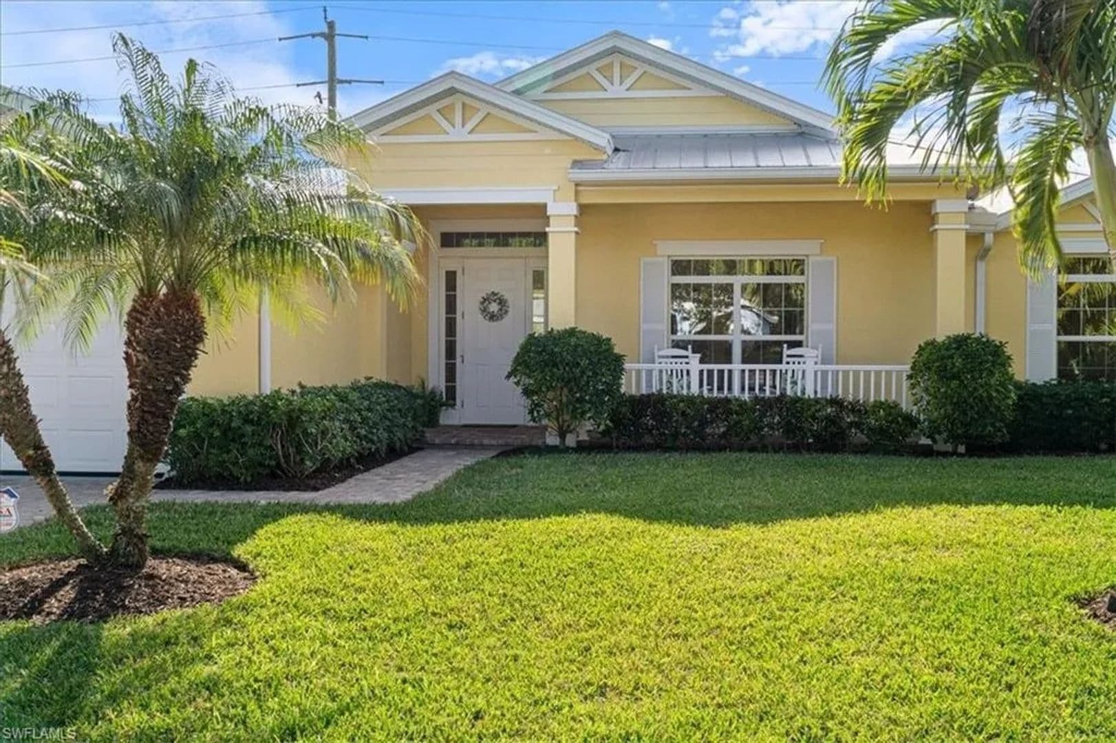 Naples House: 732 7th Avenue North