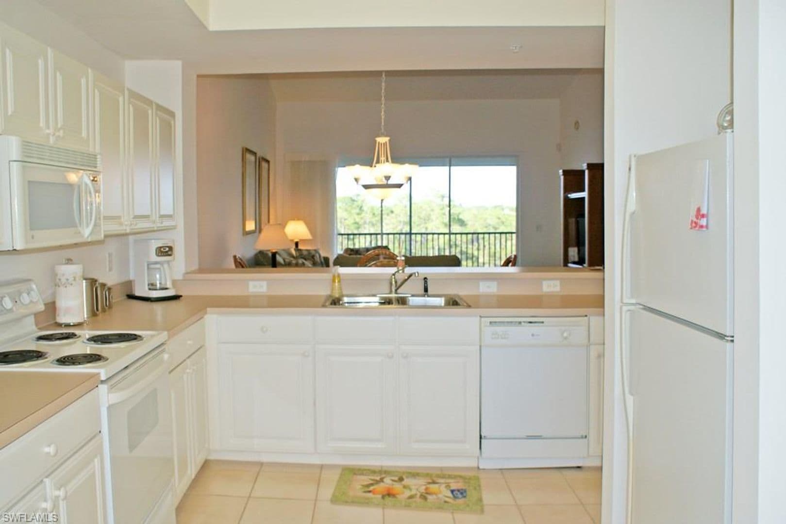 Estero House: 4640 Turnberry Lake Drive #403