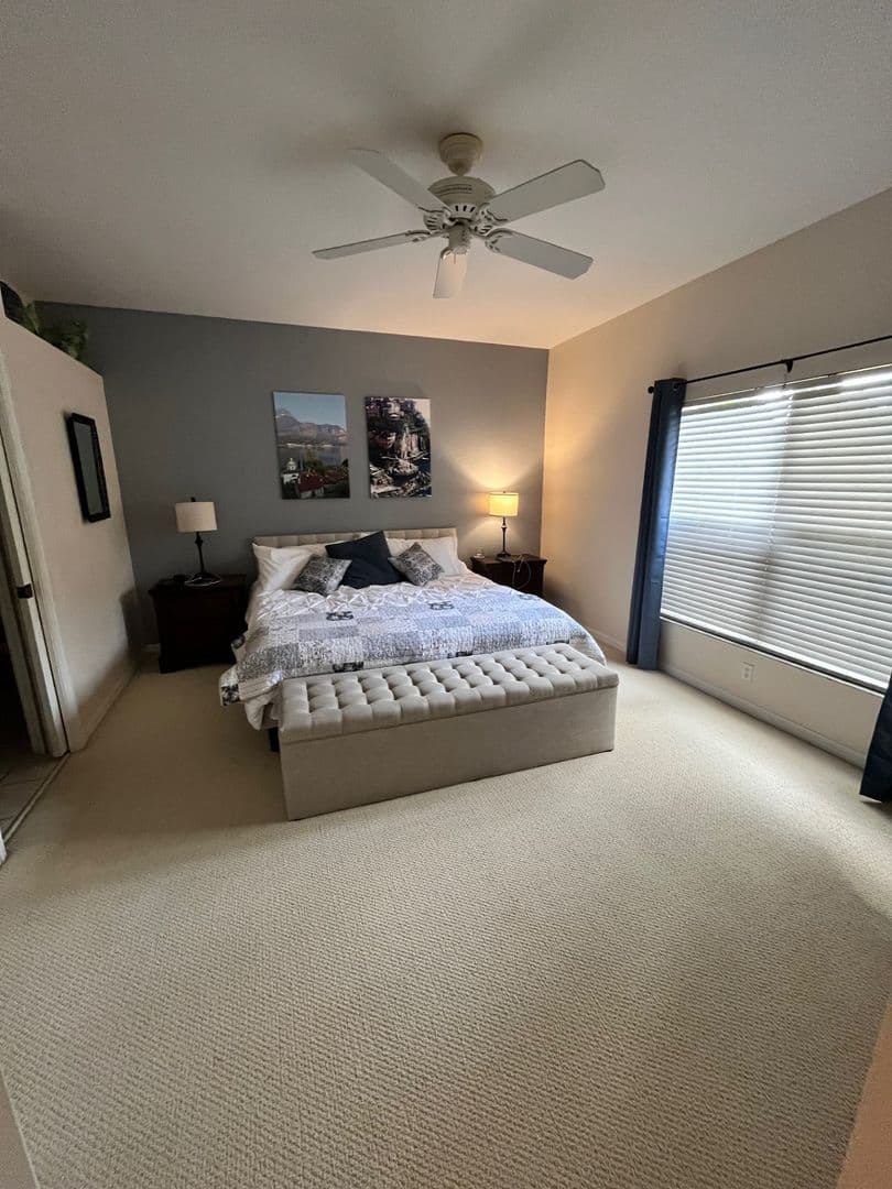 Naples House: 5330 Andover Drive Apartment 102