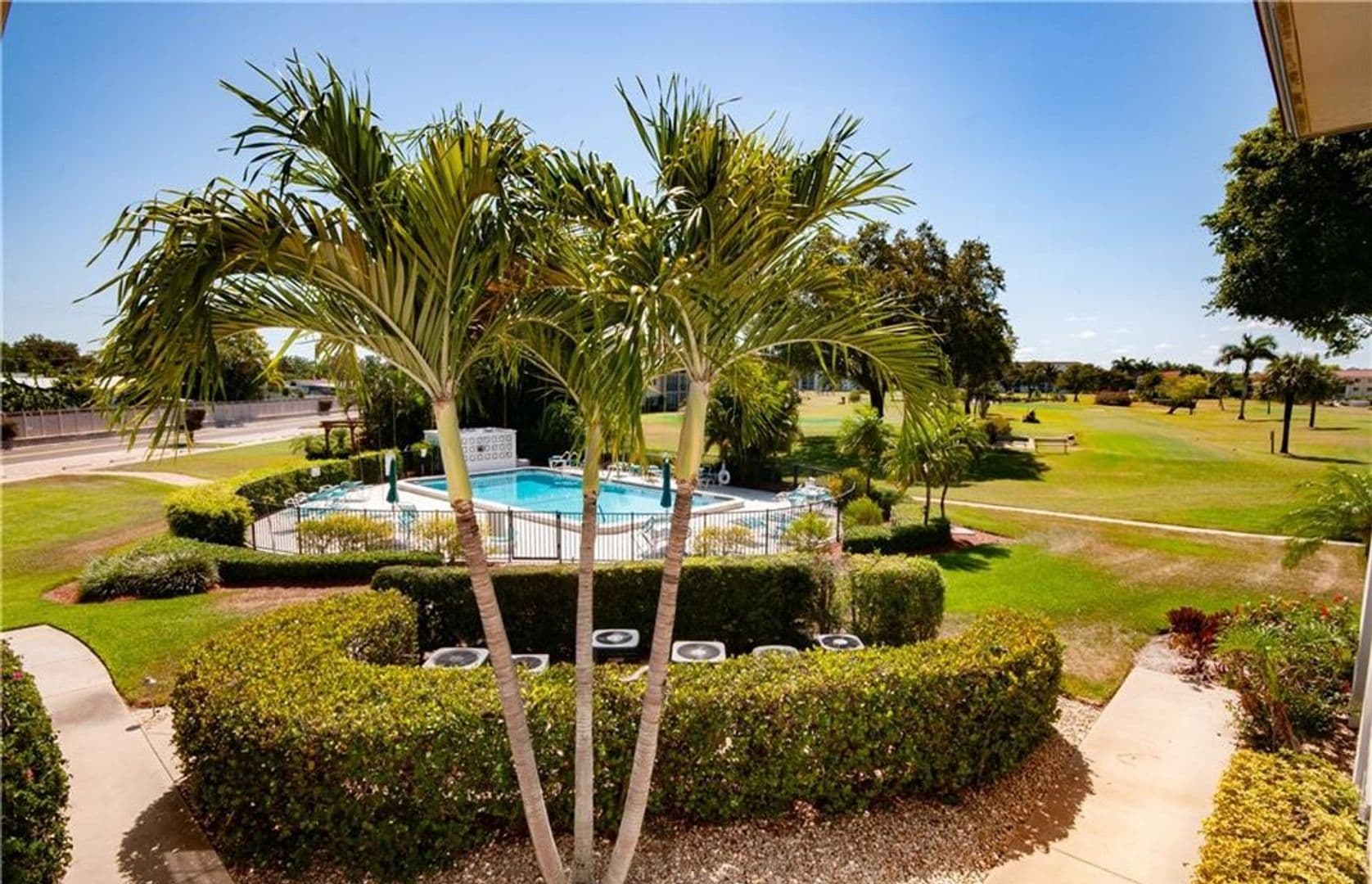 Naples House: 5 High Point Circle W Unit #206