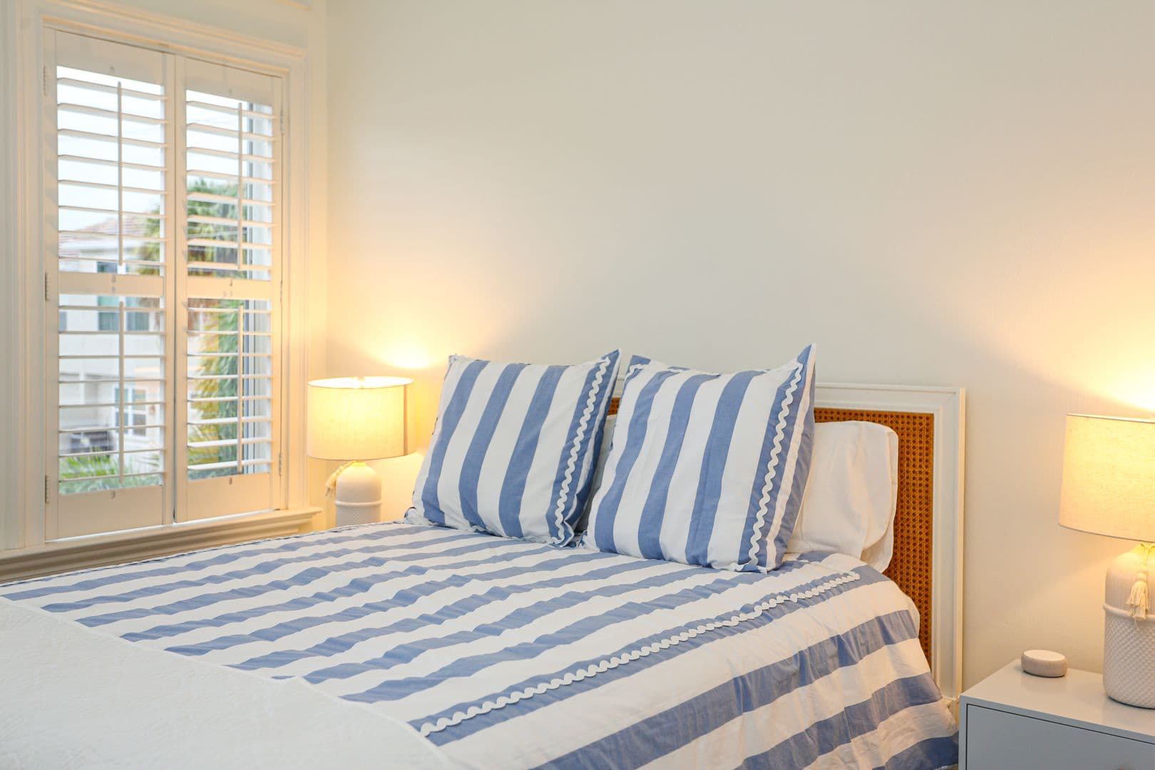 Naples House: 1136 6th Street South Unit 5