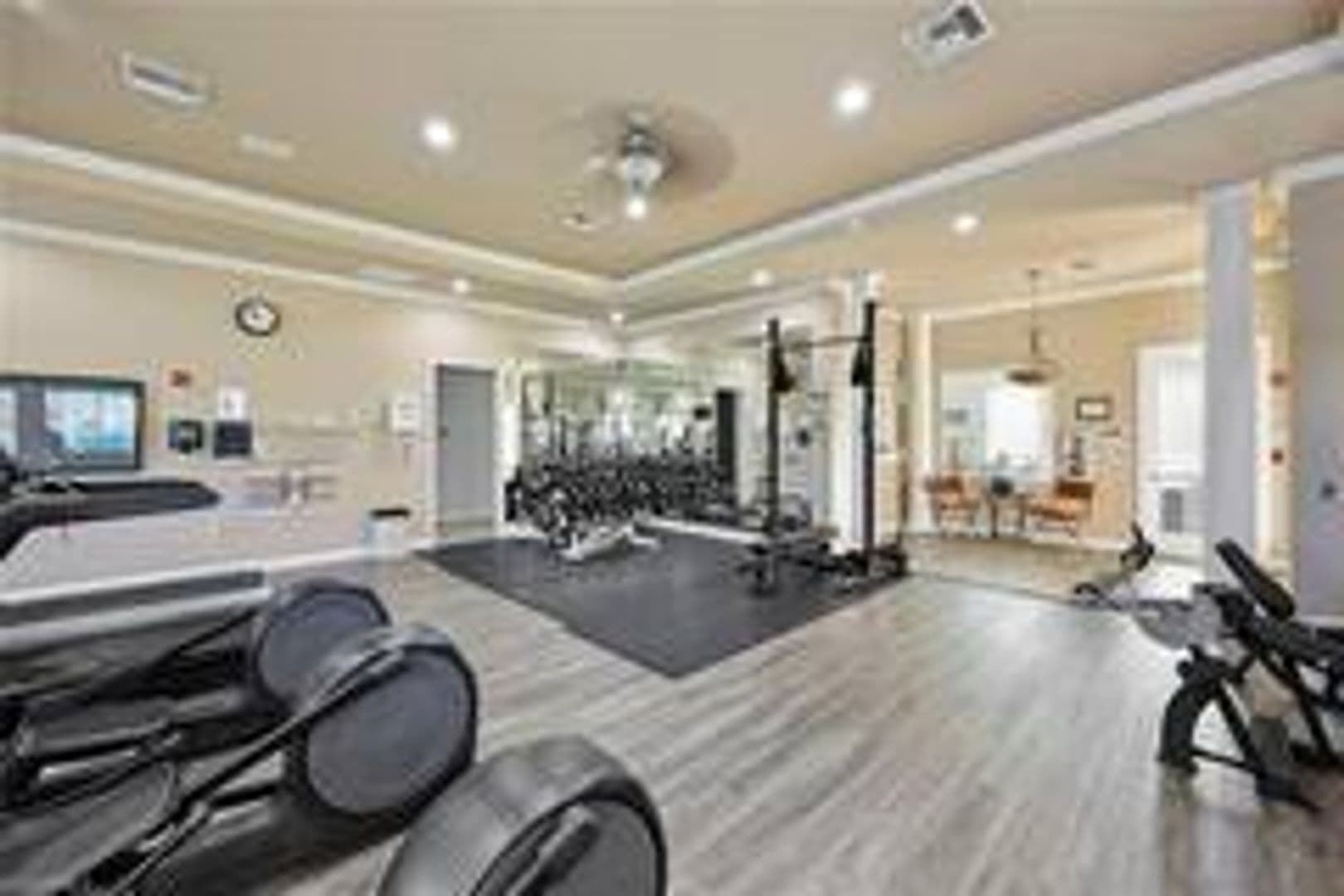 Naples House: 2004 Tarpon Bay Drive North Unit 101