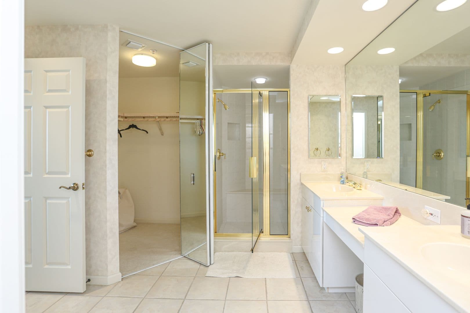Naples House: 430 Cove Tower Drive Unit 1202