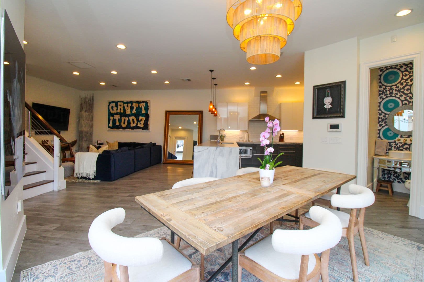 Naples House: 647 110th Avenue North