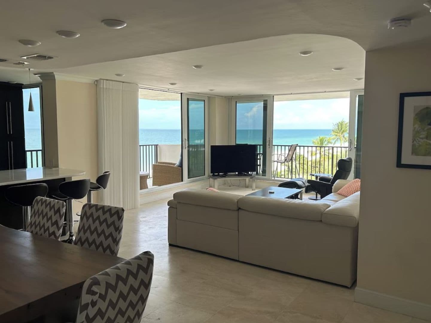 Naples Condo: 4005 Gulf Shore Boulevard North Unit #407