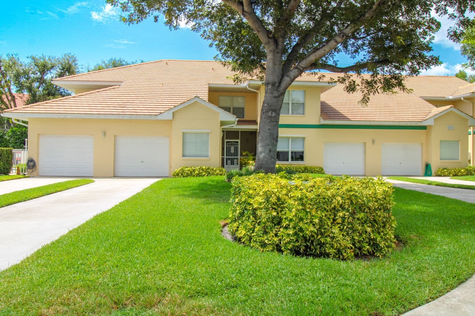 Naples Townhome: 635 Mardel Court Unit#204