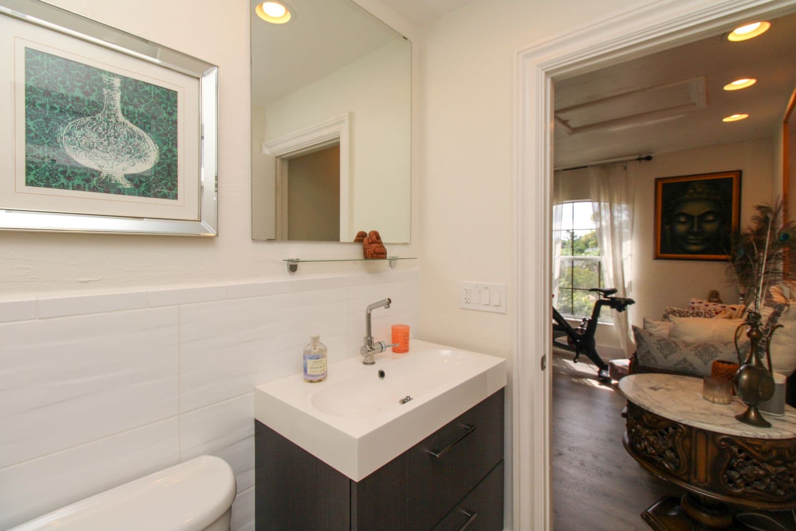 Naples House: 647 110th Avenue North