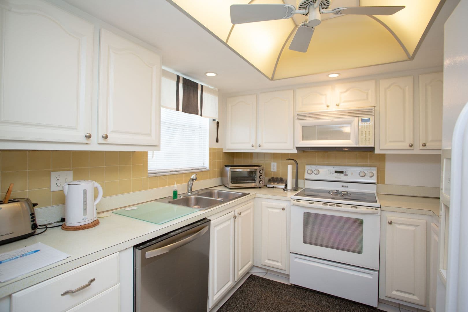 Naples House: 315 Saint Andrews Boulevard Apartment A25