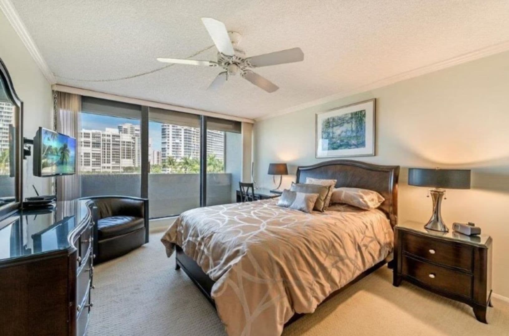 Naples Condo: 4005 Gulf Shore Boulevard North Unit #407