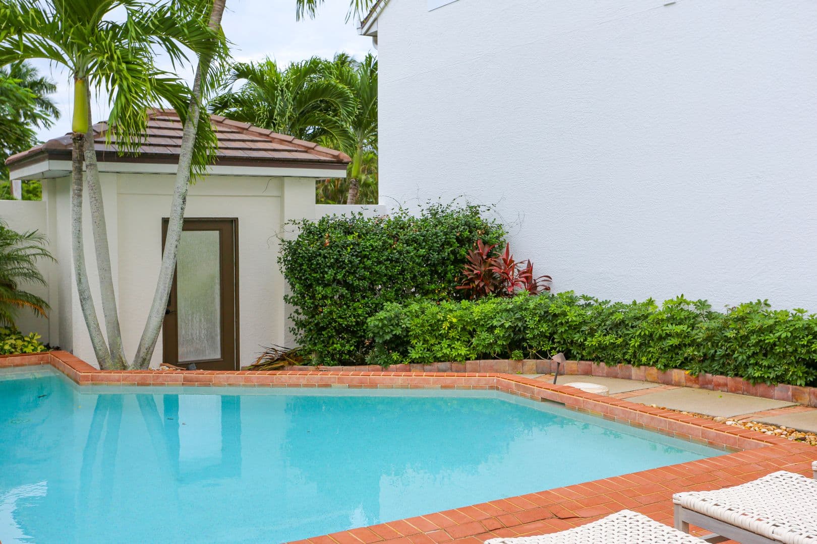 Naples House: 1136 6th Street South Unit 5