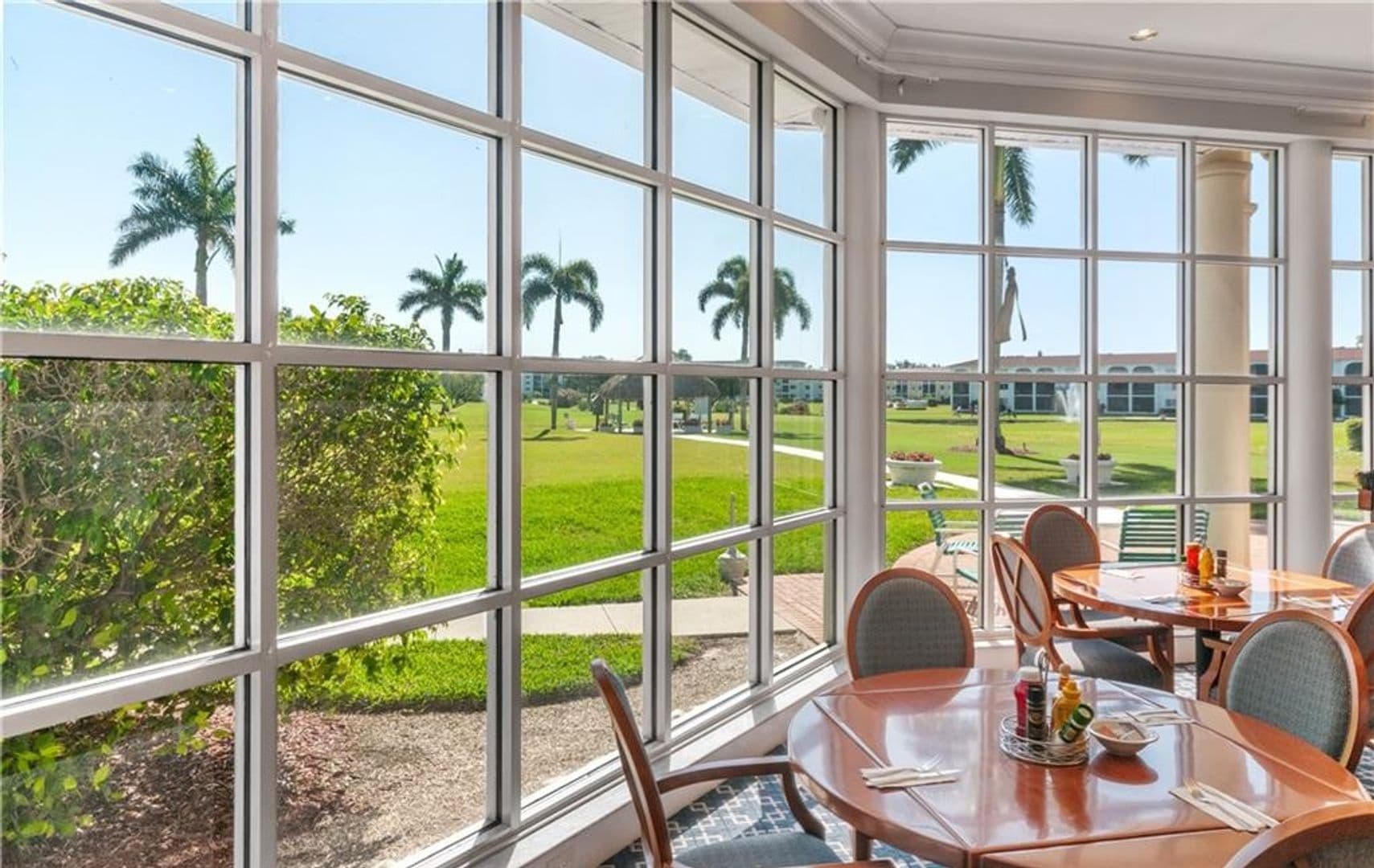 Naples House: 5 High Point Circle W Unit #206