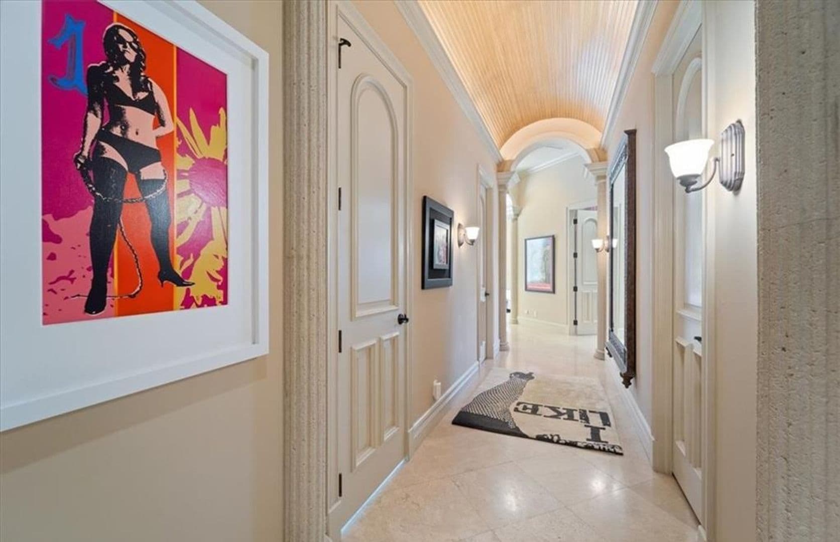 Naples House: 550 21st Avenue Street