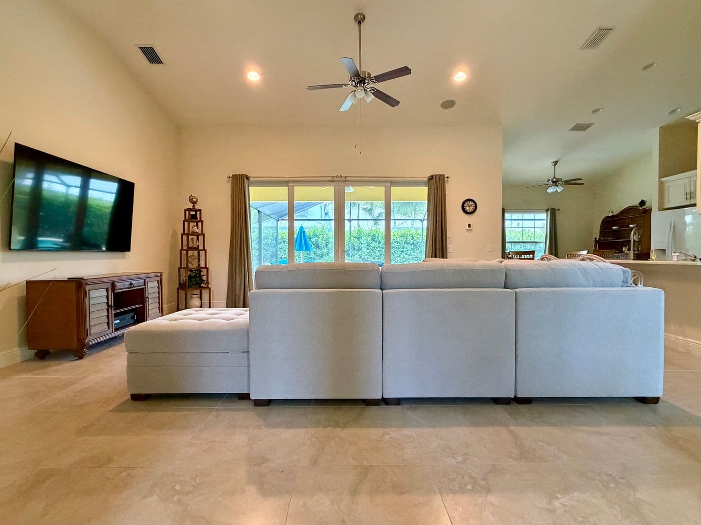 Naples House: 732 7th Avenue North