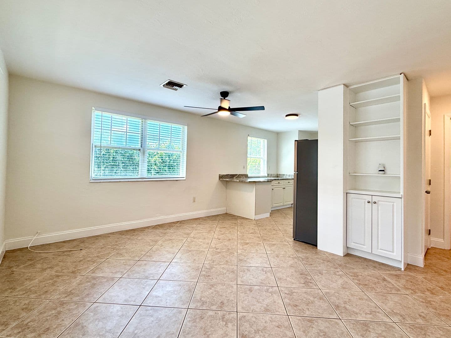 Naples House: 740 109th Avenue N
