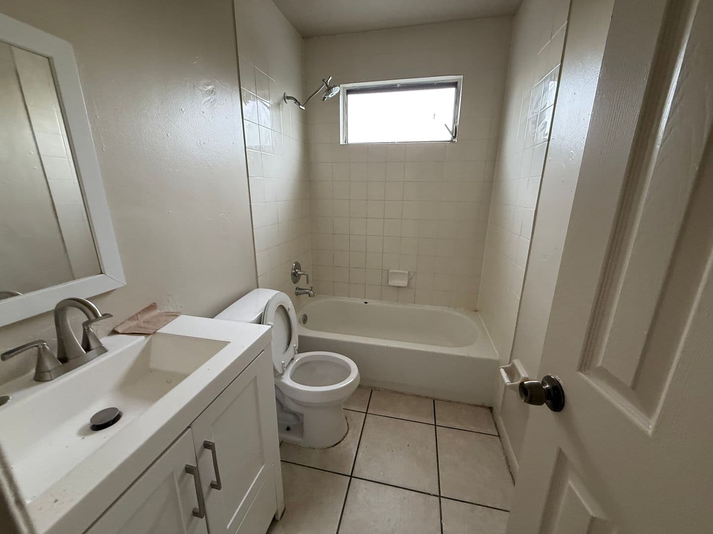 Fort Myers Apartment: 3950 Lora Street