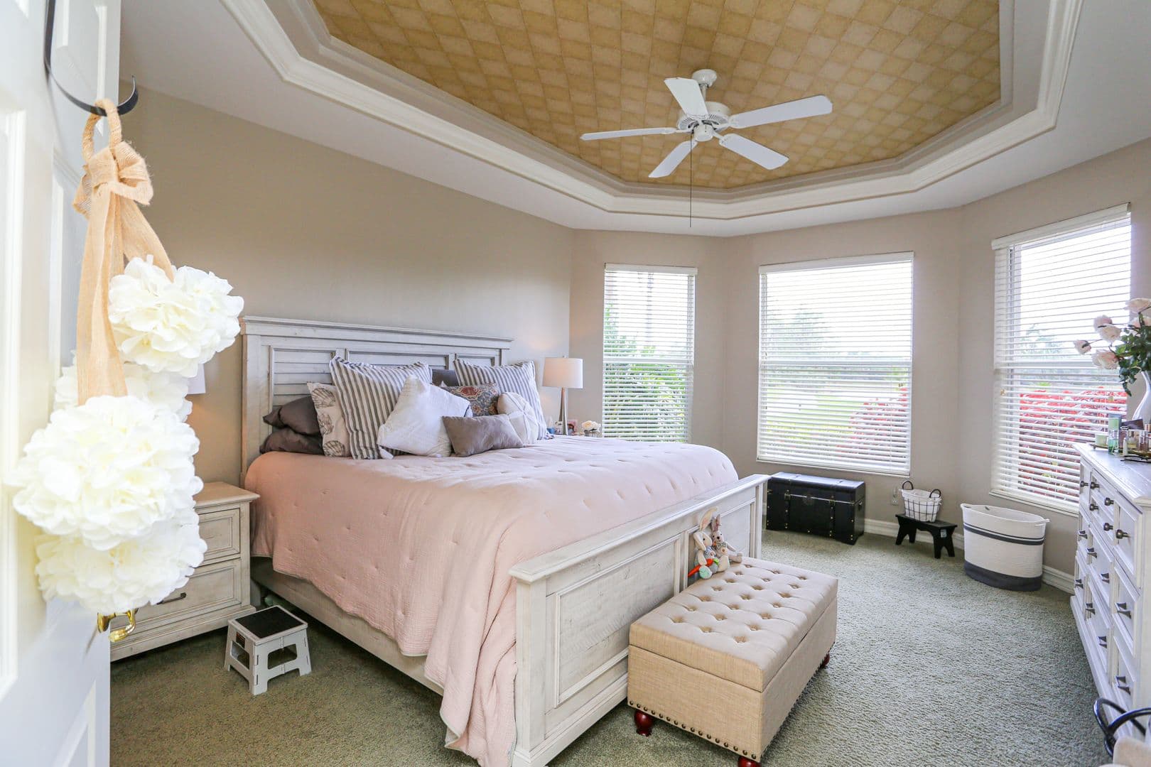 Naples House: 5945 Paradise Circle