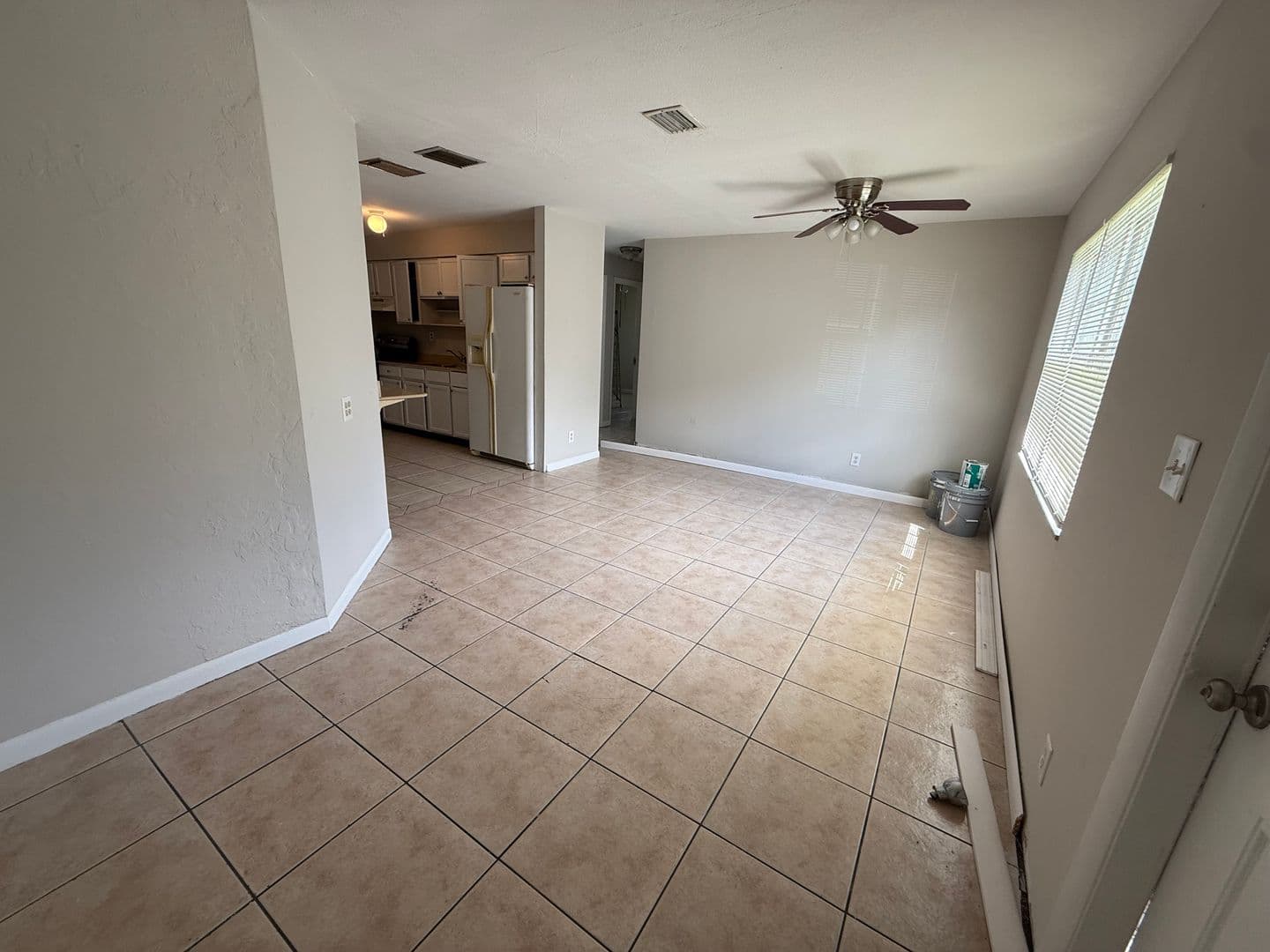 Fort Myers Apartment: 5645 6th Avenue