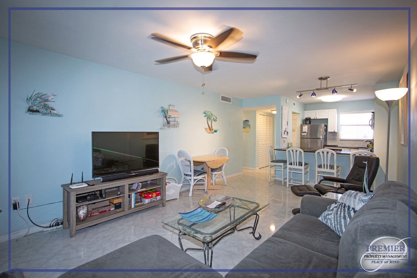Naples House: 225 Turtle Lake Court #106