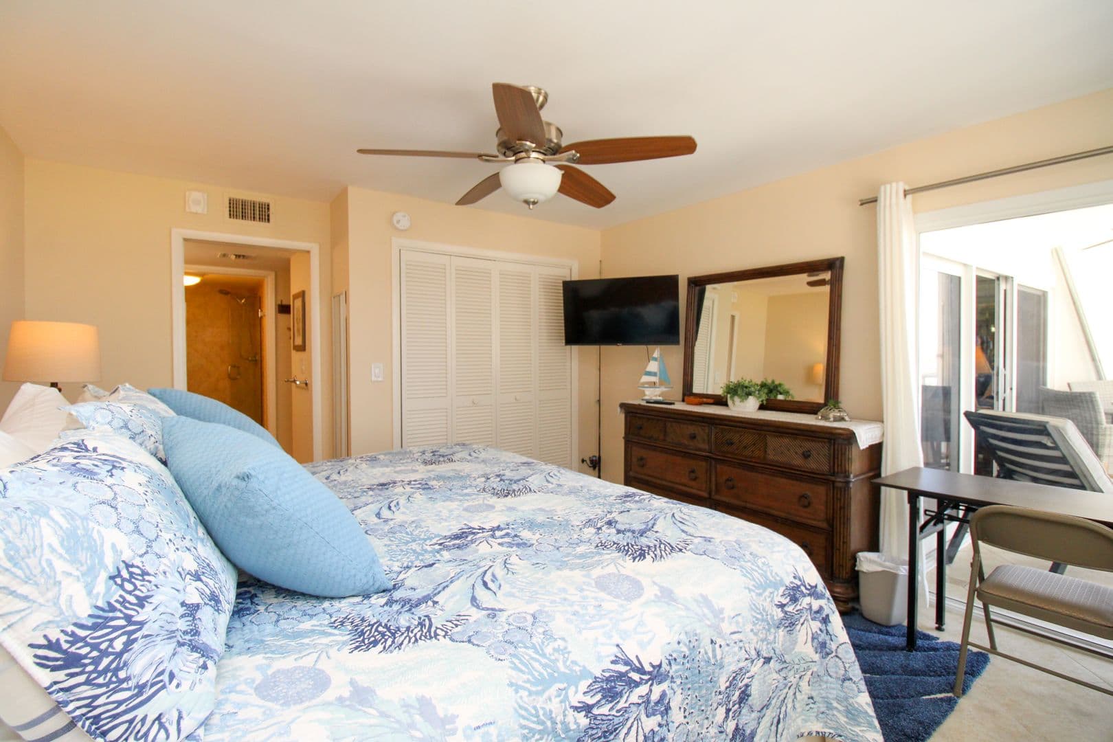 Naples Condo: 3443 Gulf Shore Boulevard N Unit 213
