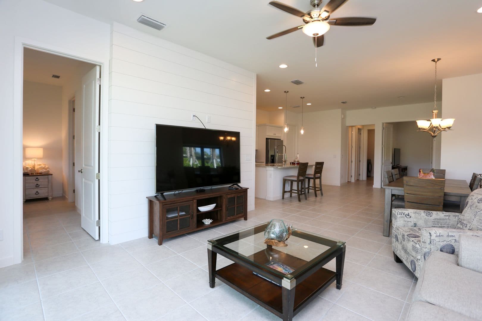 Naples House: 14759 Kingfisher Loop