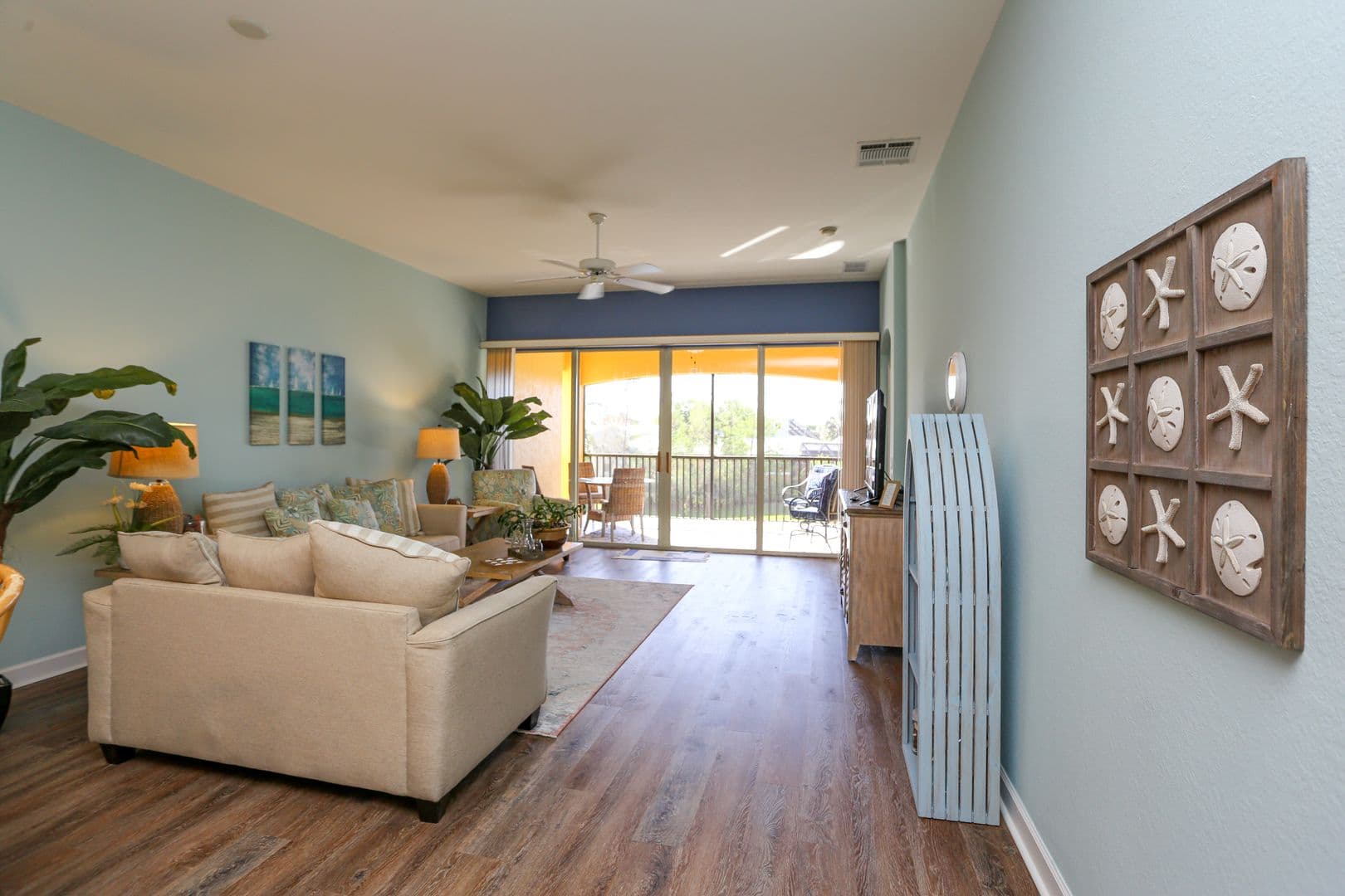 Estero House: 8565 Via Garibaldi #203