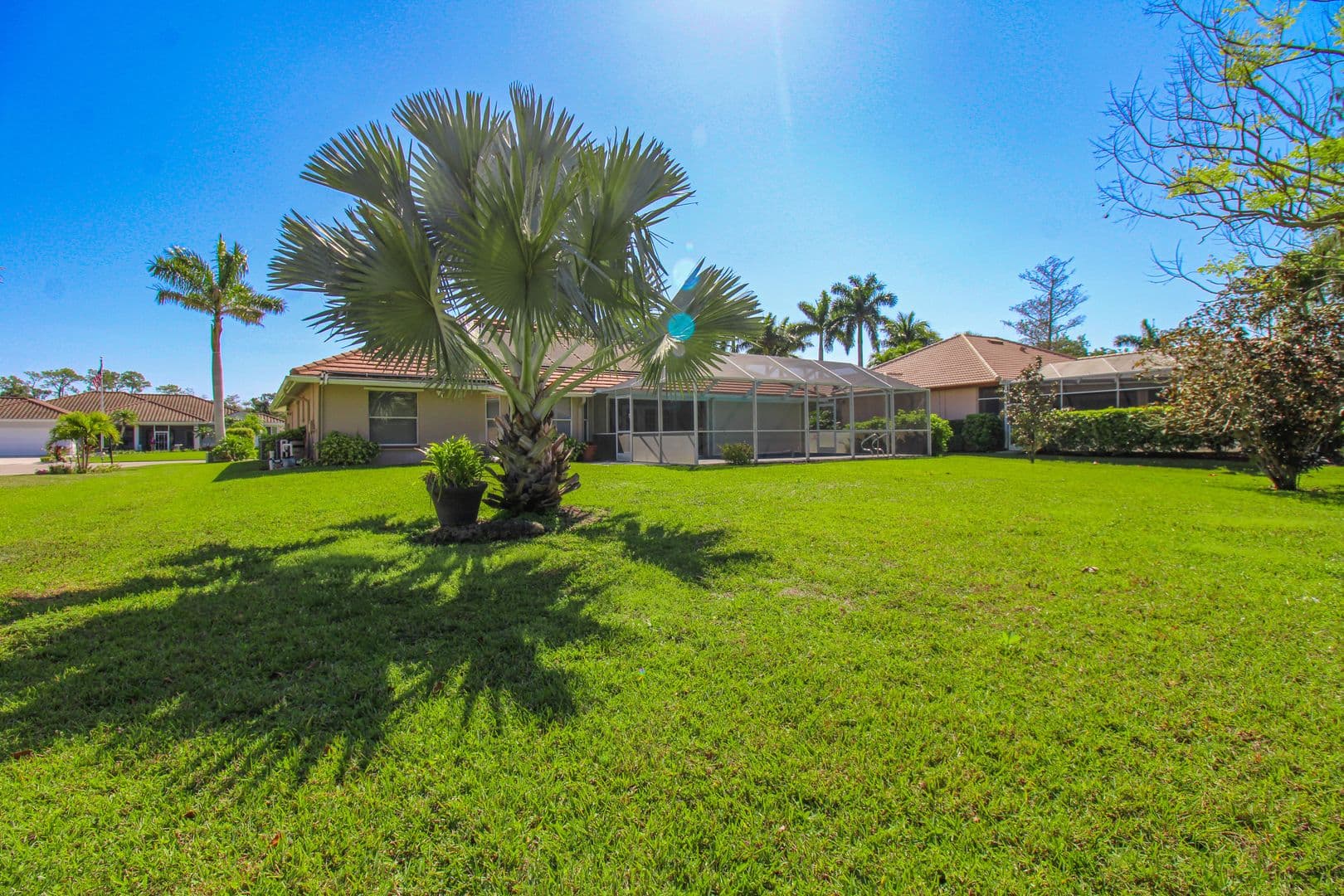 Naples House: 333 Wentworth Court