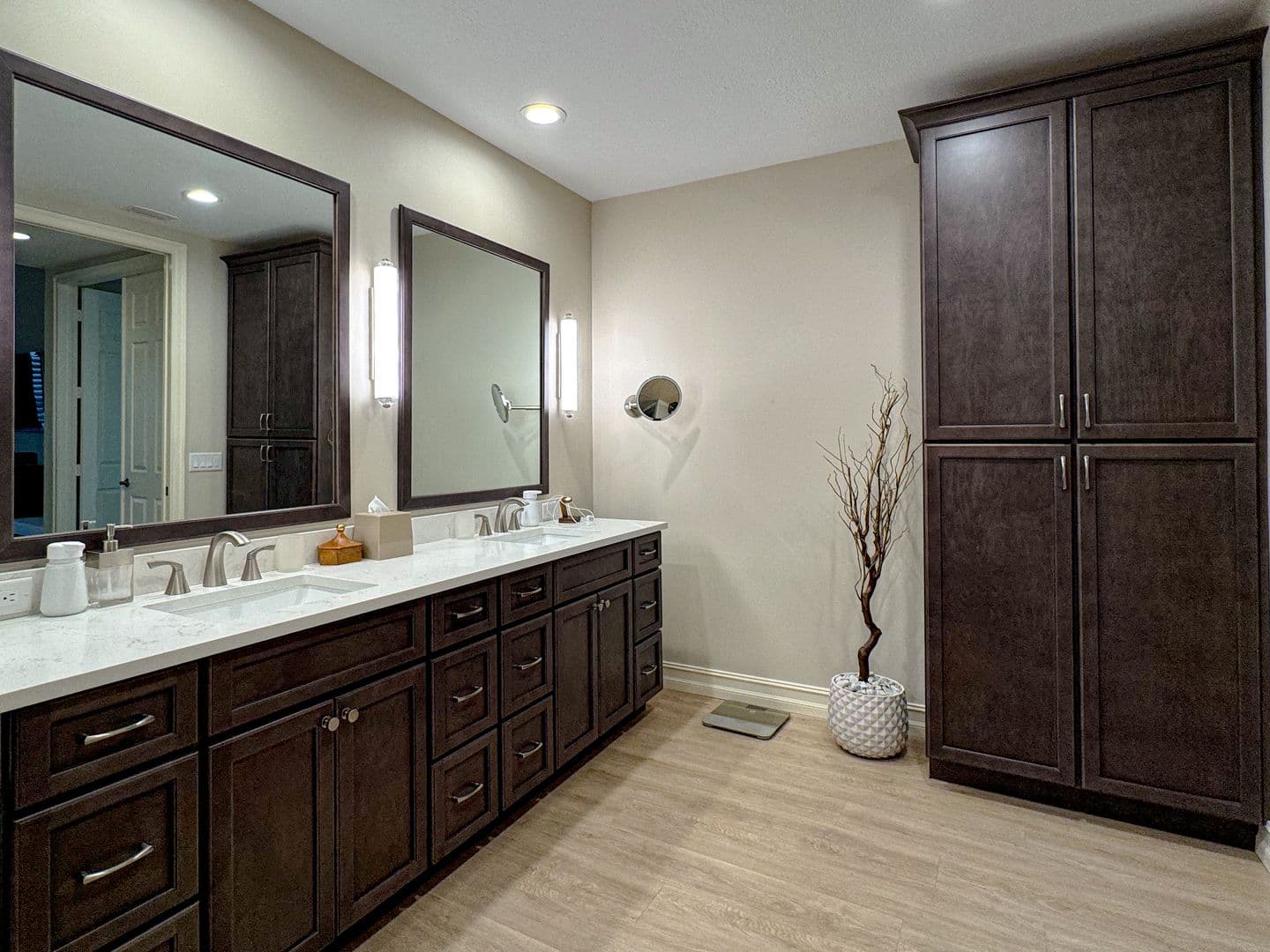Naples House: 6017 Trophy Drive #601