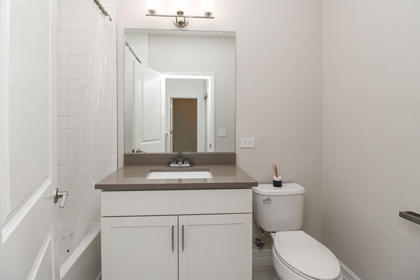 Naples House: 7421 Rockefeller Drive