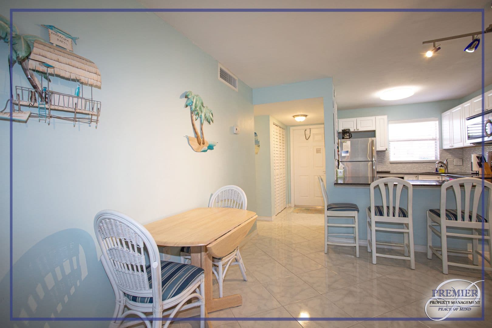 Naples House: 225 Turtle Lake Court #106