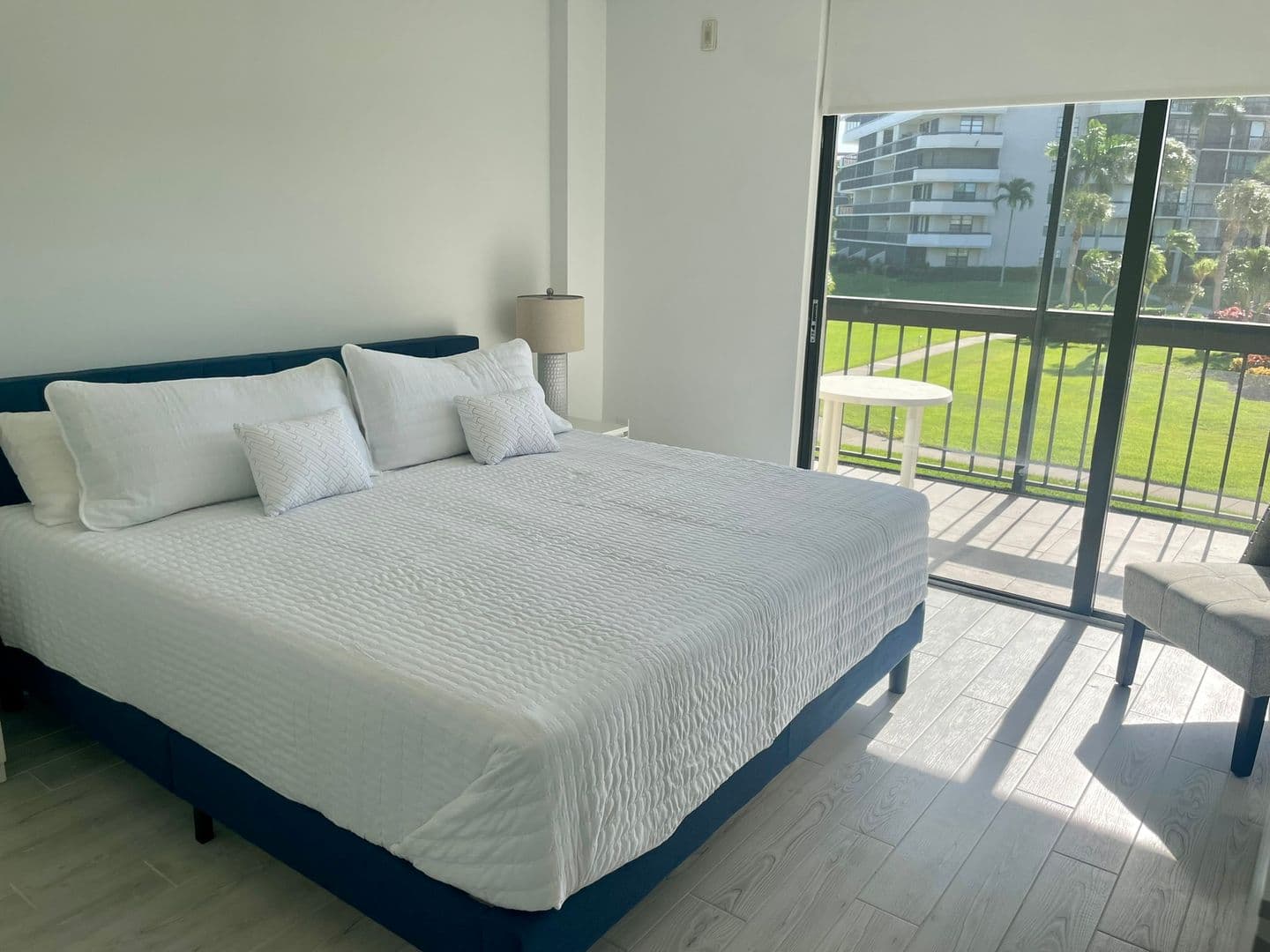 Marco Island House: 601 Seaview Court Unit C-208