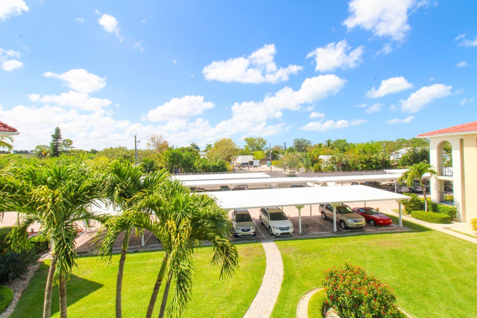 Naples House: 41 High Point Circle S #303