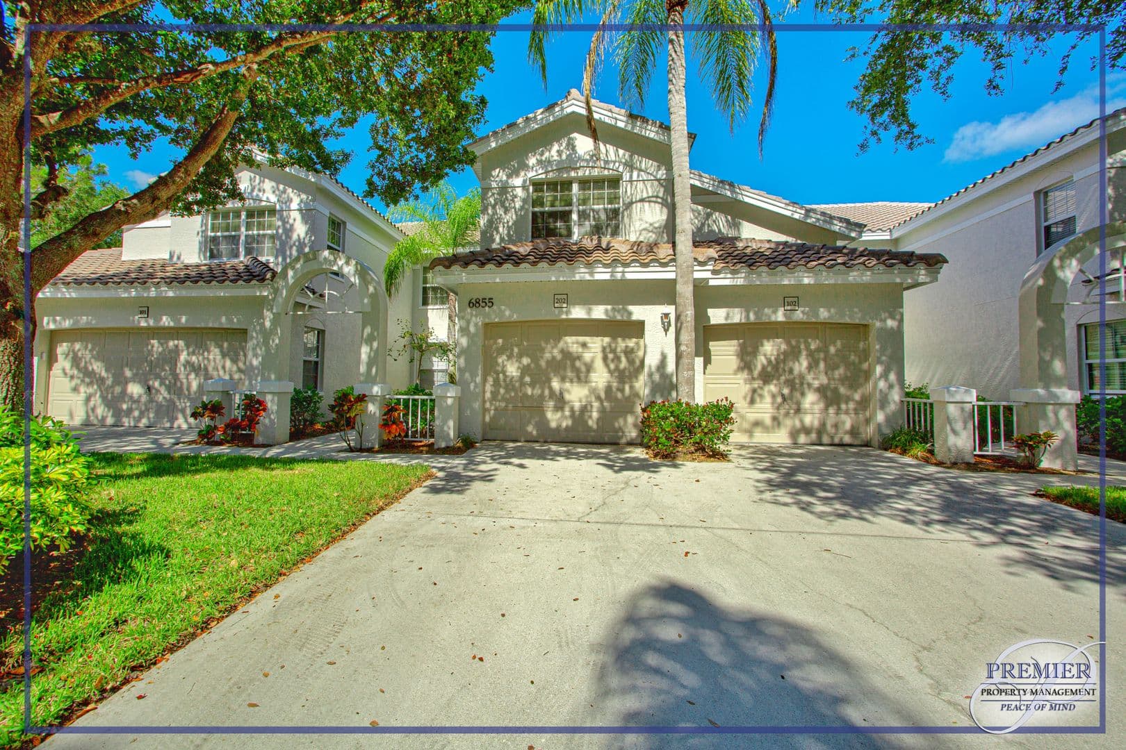 Naples House: 6855 Satinleaf Road South #202