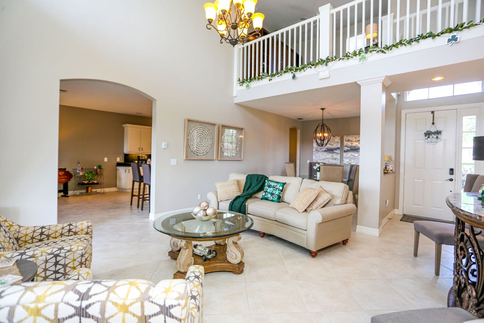 Naples House: 5945 Paradise Circle