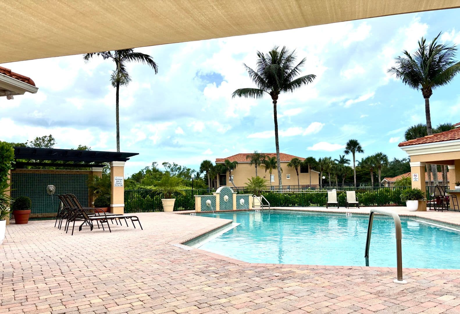 Bonita Springs House: 8659 River Homes Lane Unit 1108