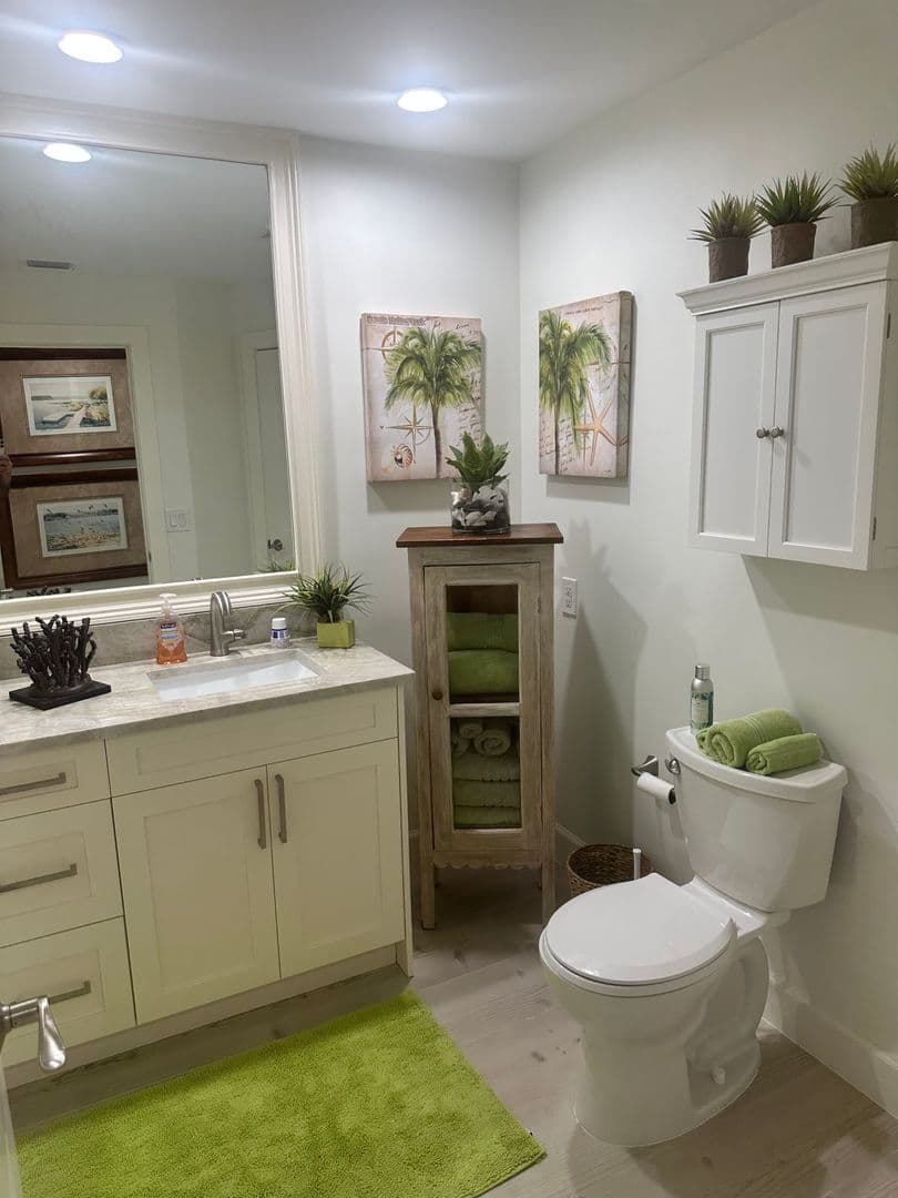 Naples House: 740 Willowhead Drive