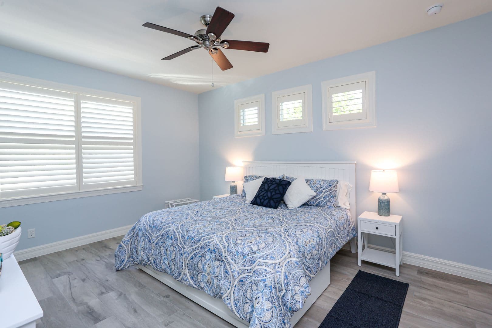 Naples House: 1480 Curlew Avenue