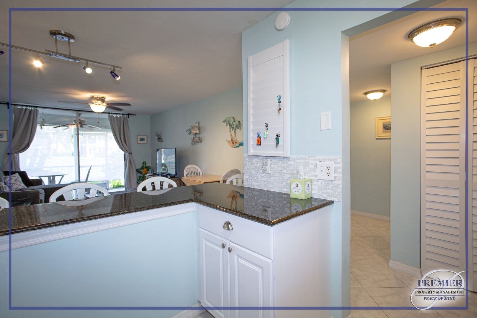 Naples House: 225 Turtle Lake Court #106
