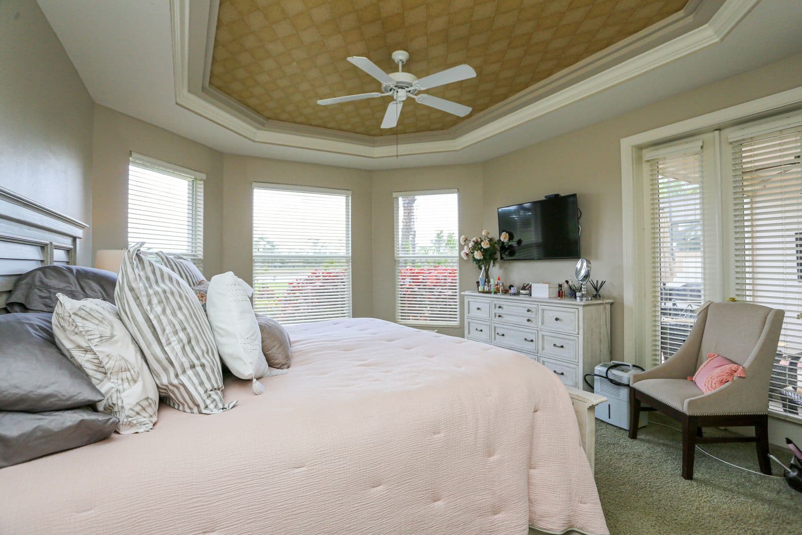 Naples House: 5945 Paradise Circle