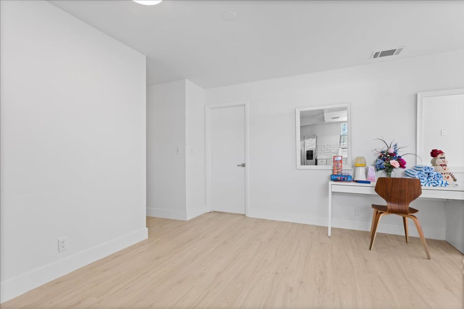 Naples House: 1332 Granada Boulevard