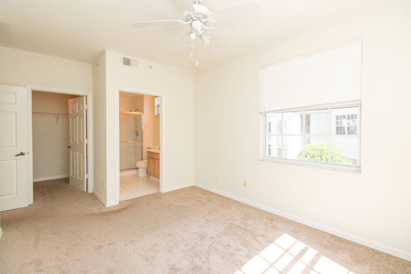 Naples Condo: 4630 St. Croix Lane #827