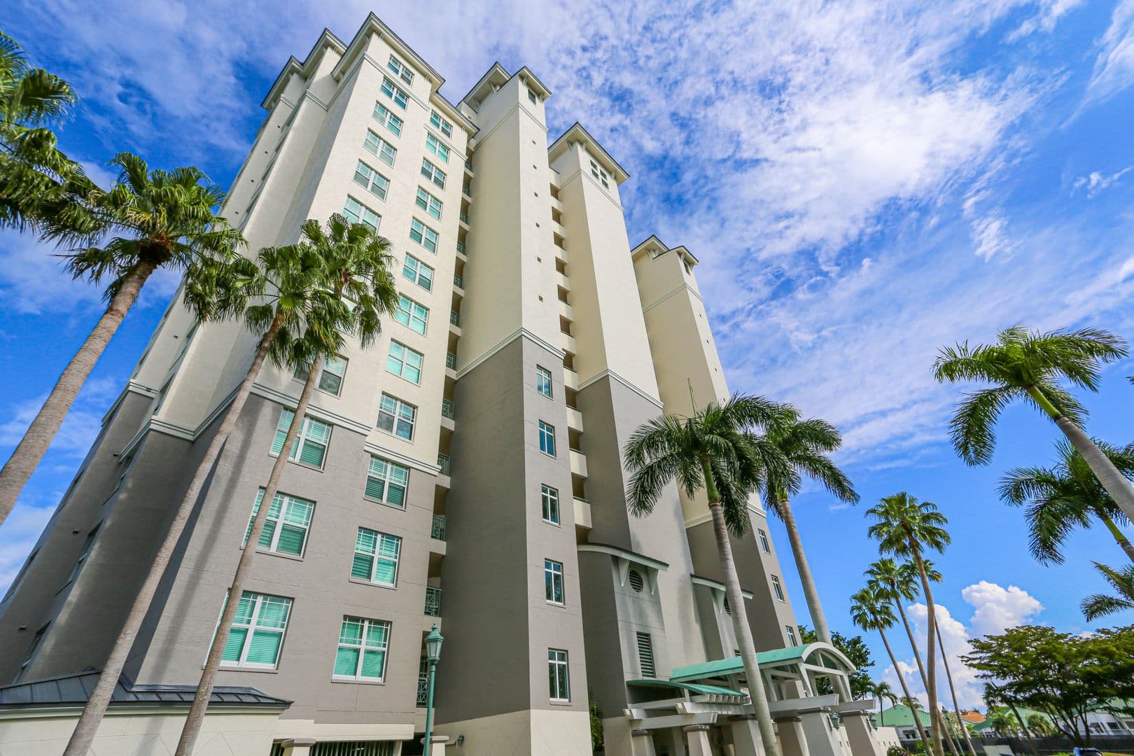 Naples House: 430 Cove Tower Drive Unit 1202