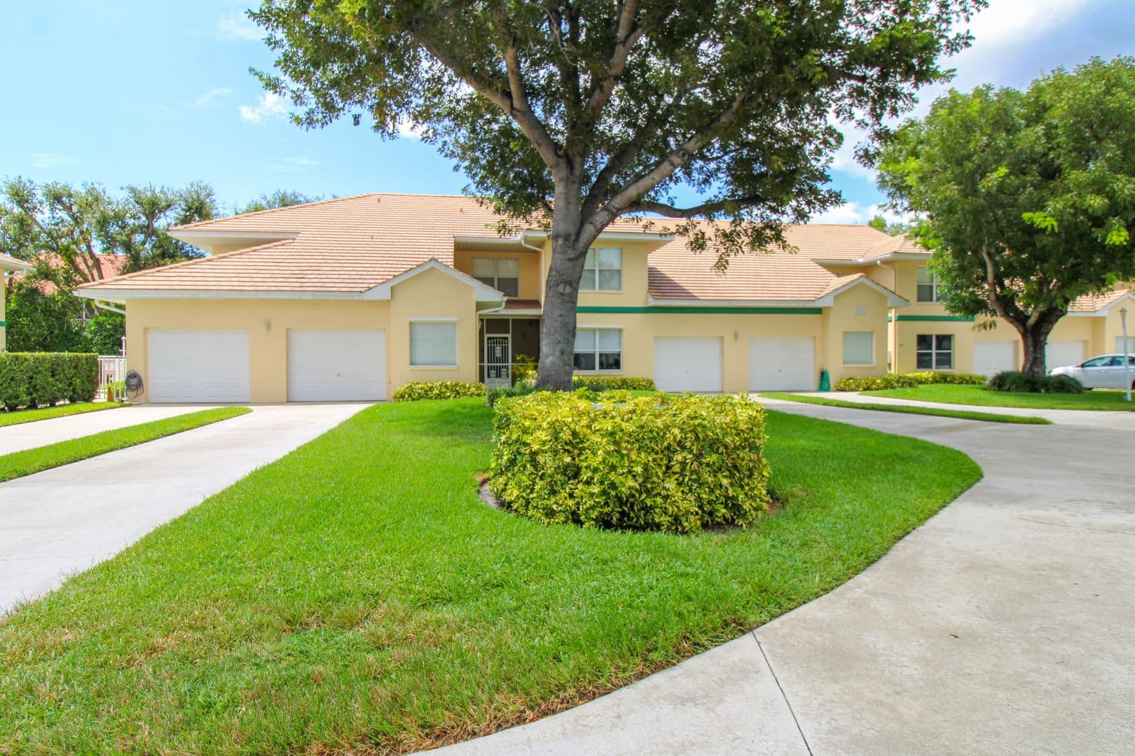 Naples Townhome: 635 Mardel Court Unit#204