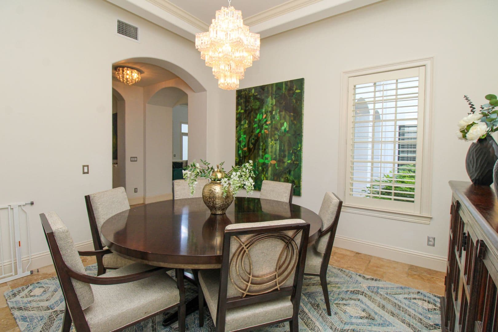 Naples House: 1412 Hemingway Place