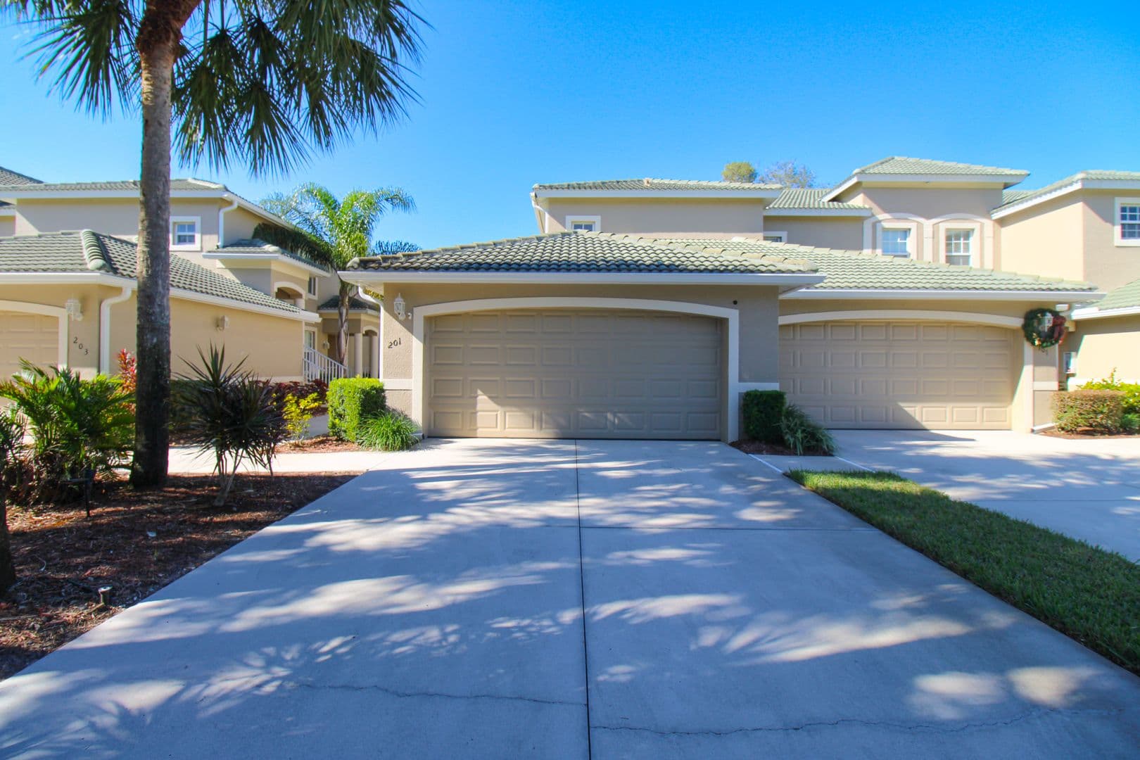 Naples House: 3435 Laurel Greens Lane S Unit 201