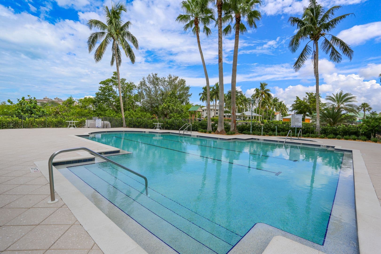Naples House: 430 Cove Tower Drive Unit 1202